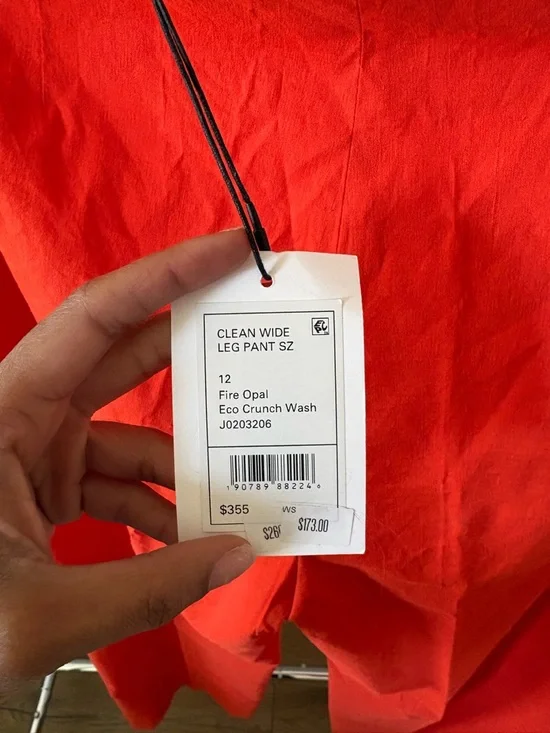 Theory Wide-Leg Pants in Bright Red - Picture 8 of 9